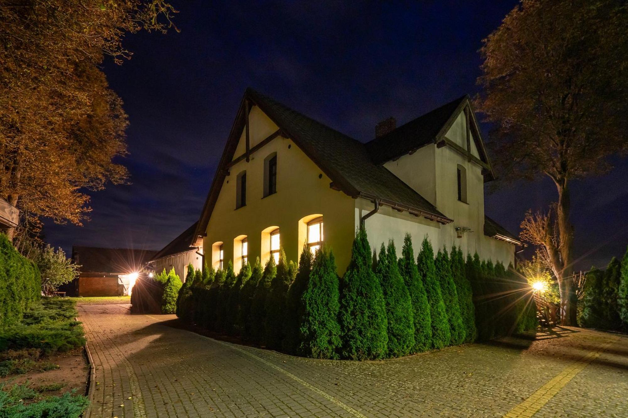 Folwark Minikowo - Agroturystyka W Borach Tucholskich - 5 Pokoi Z Prywatnymi Lazienkami Byslaw Exterior photo
